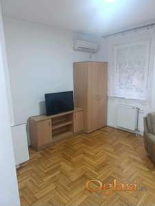 Izdajem namestenu garsonjeru na Grbavici